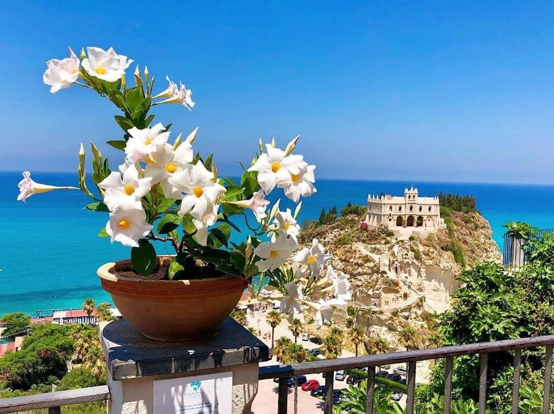 Bloom Tropea Aparthotel Ciaramiti Exterior photo